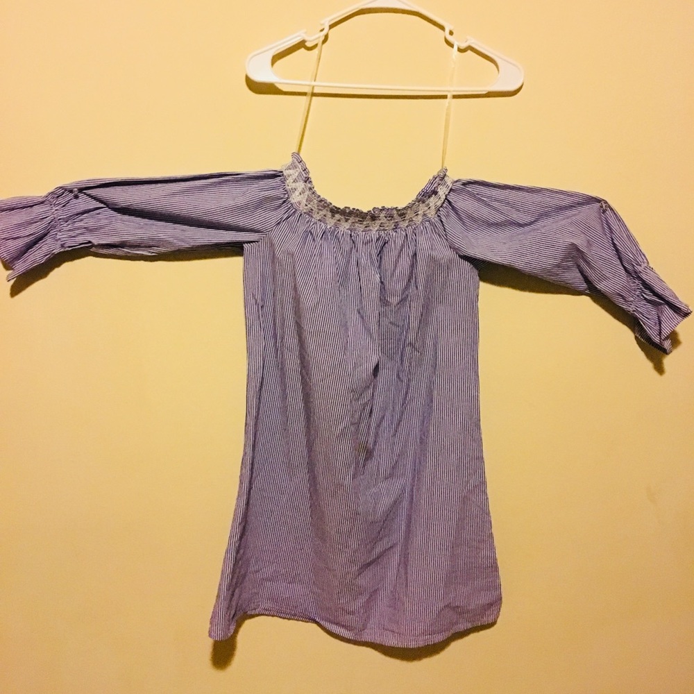 Off the shoulder dress (striped)